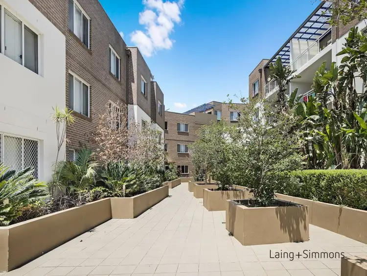 14/2-12 Civic Avenue, Pendle Hill NSW 2145