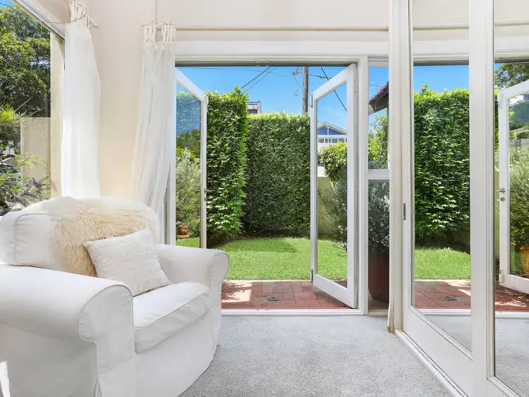 Third view of Homely apartment listing, 2/3 Hamilton Street, Rose Bay NSW 2029