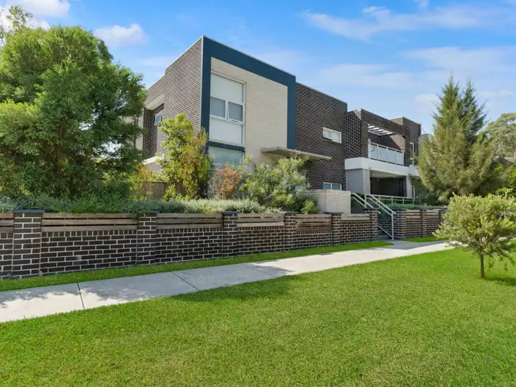 Third view of Homely townhouse listing, 6/4 Barangaroo Road, Toongabbie NSW 2146