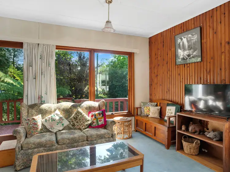 Fourth view of Homely house listing, 27 Toulon Avenue, Wentworth Falls NSW 2782
