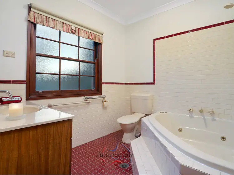 Sixth view of Homely house listing, 8 Kim Place, Quakers Hill NSW 2763