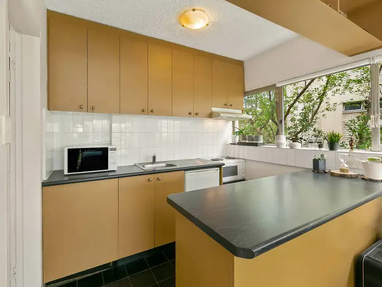 Fifth view of Homely studio listing, 15/40 Victoria Street, Potts Point NSW 2011