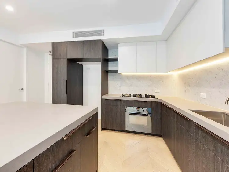 52 Eastern Valley way