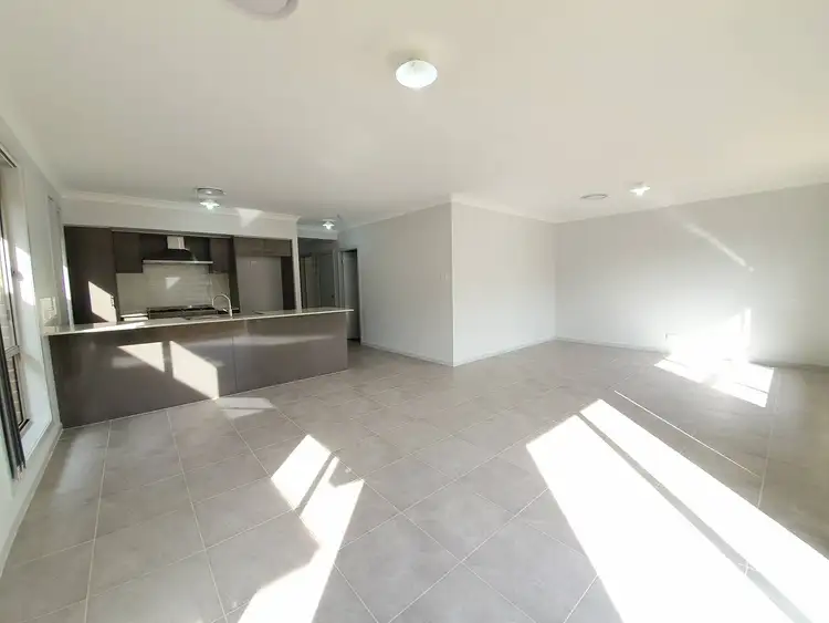 Seventh view of Homely house listing, 4 Monkton Avenue, Middleton Grange NSW 2171