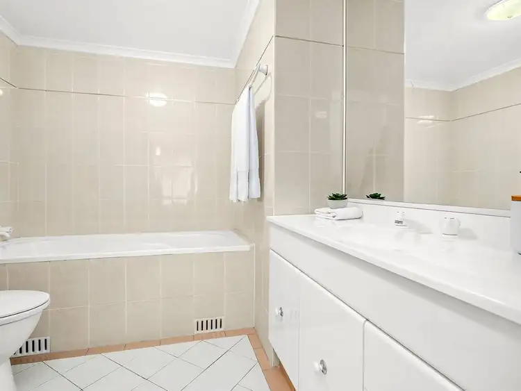 Fifth view of Homely apartment listing, 17/25 Kiora Road, Miranda NSW 2228