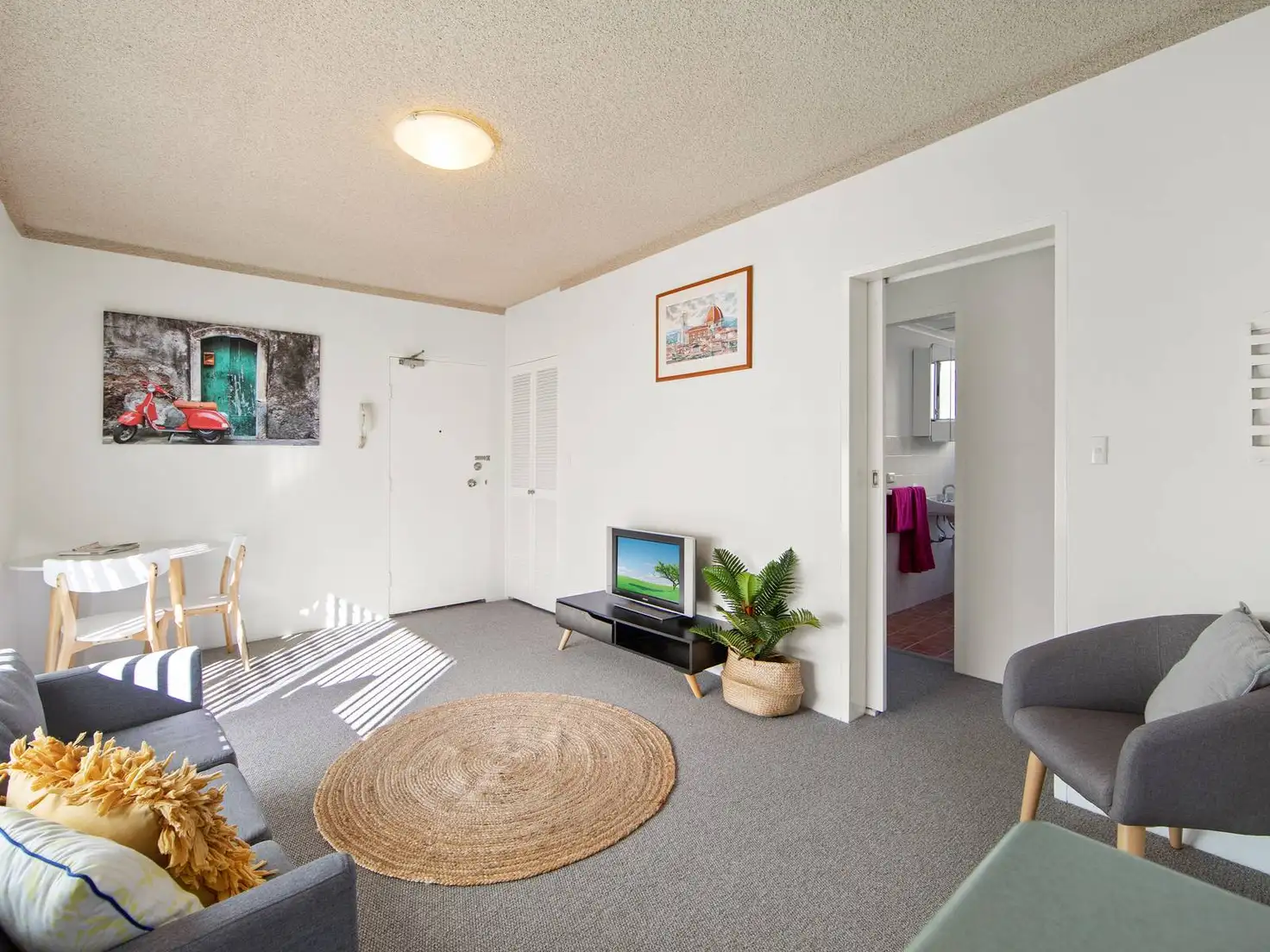 Main view of Homely unit listing, 2/10 Waugh Street, Port Macquarie NSW 2444