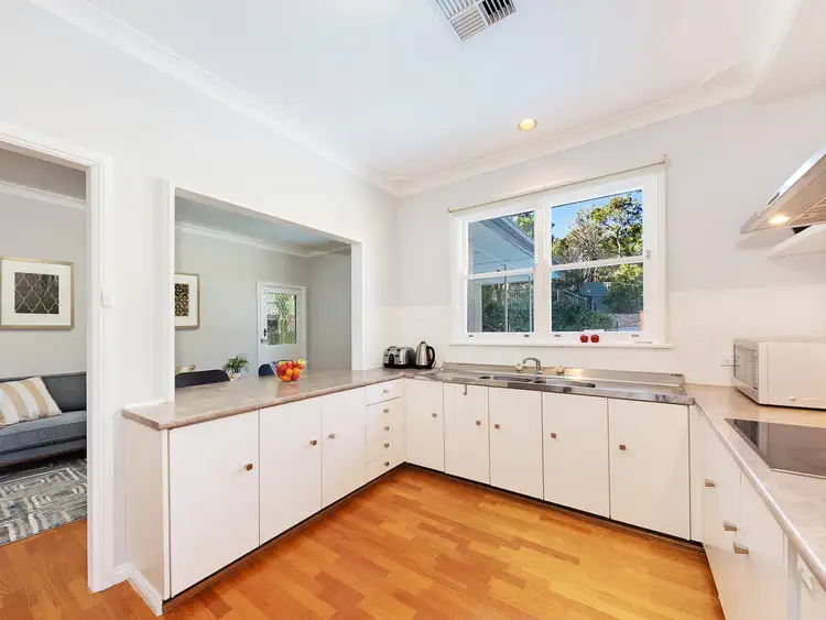 Fifth view of Homely house listing, 3 The Citadel, Castlecrag NSW 2068