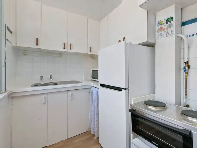 Sixth view of Homely studio listing, 27/5 Darley Street, Darlinghurst NSW 2010