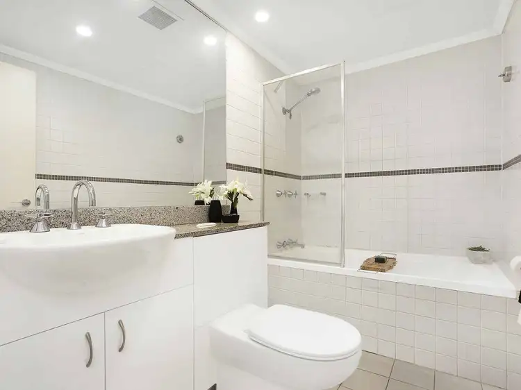 Sixth view of Homely apartment listing, 16/236 Pacific Highway, Crows Nest NSW 2065