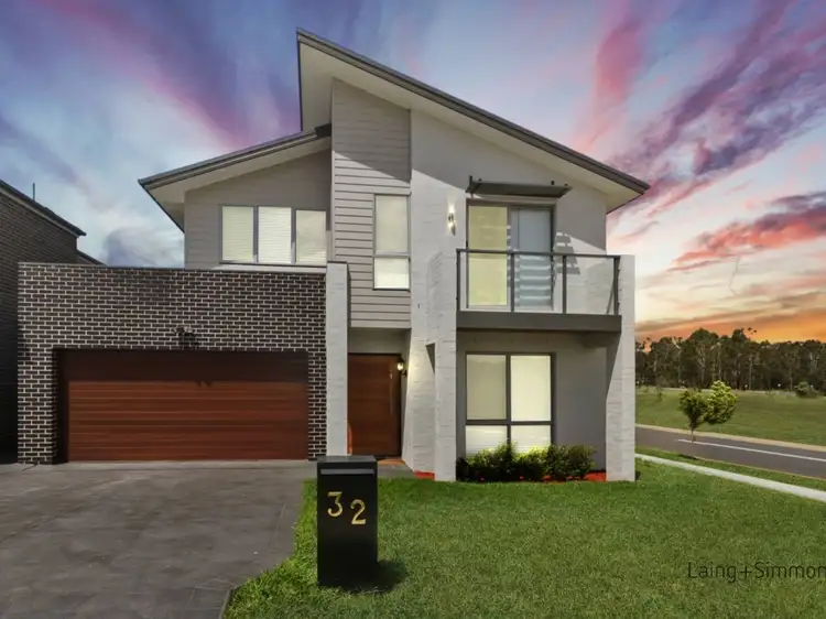 32 Clarence Drive, Elizabeth Hills NSW 2171