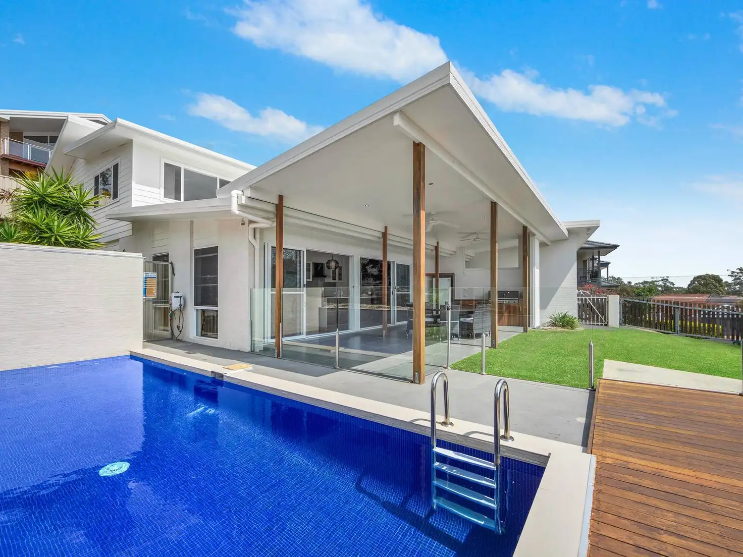 Main view of Homely house listing, 5 Halleys Court, Port Macquarie NSW 2444