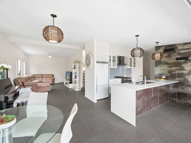 Fourth view of Homely house listing, 5 Halleys Court, Port Macquarie NSW 2444
