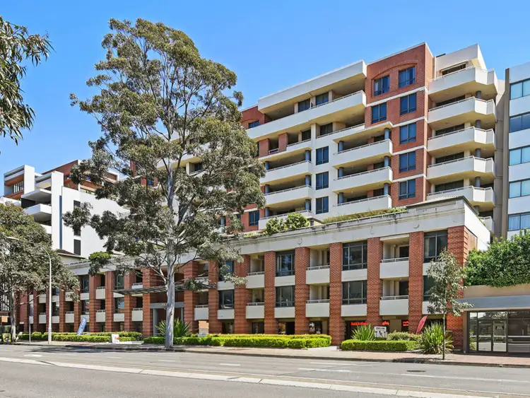 22/121-133 Pacific Highway, Hornsby NSW 2077