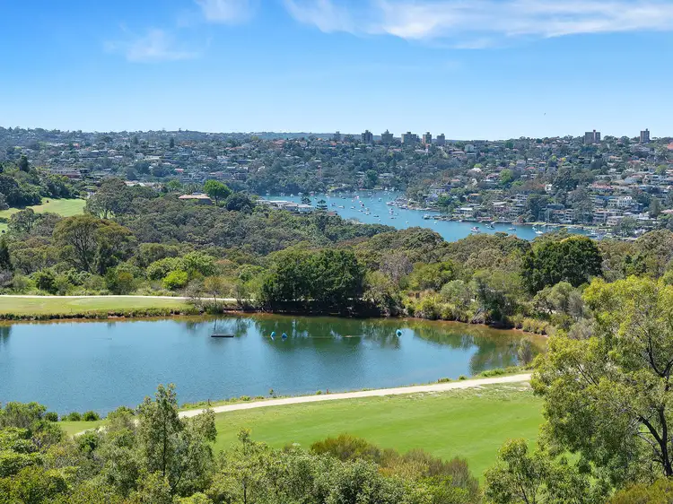 3 Woonona Road, Northbridge NSW 2063