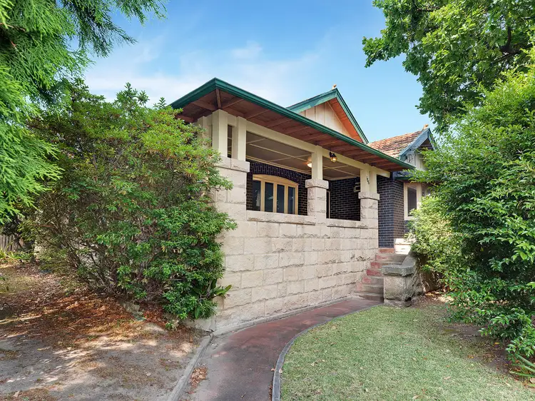 186 Sailors bay  Road