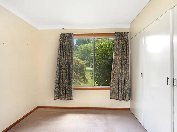 Sixth view of Homely house listing, 14 Appledon Avenue, Wentworth Falls NSW 2782