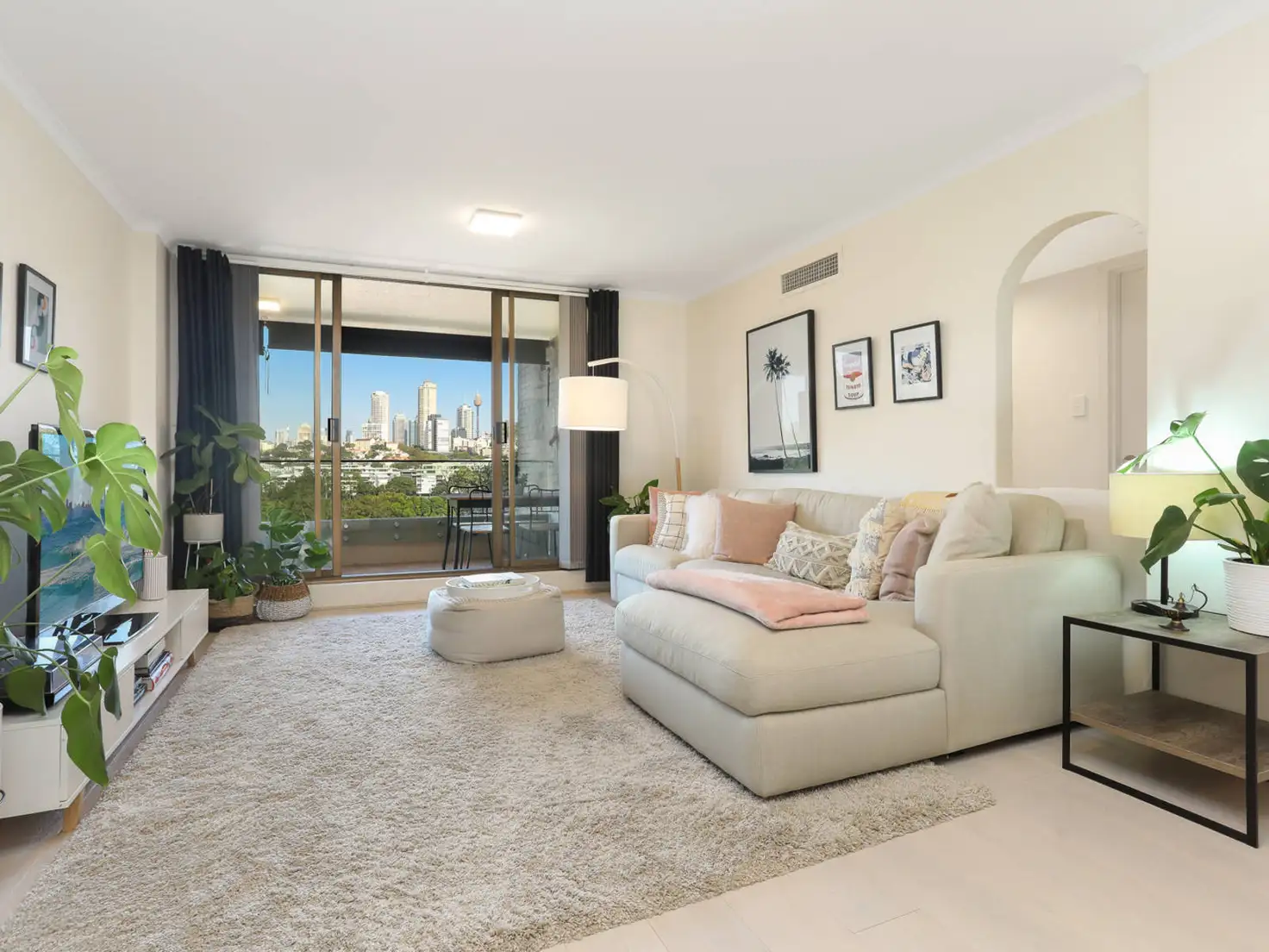 Main view of Homely apartment listing, 24/4 New McLean Street, Edgecliff NSW 2027