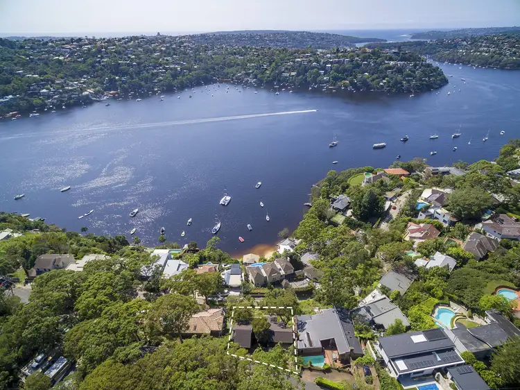 290 Edinburgh Road, Castlecrag NSW 2068