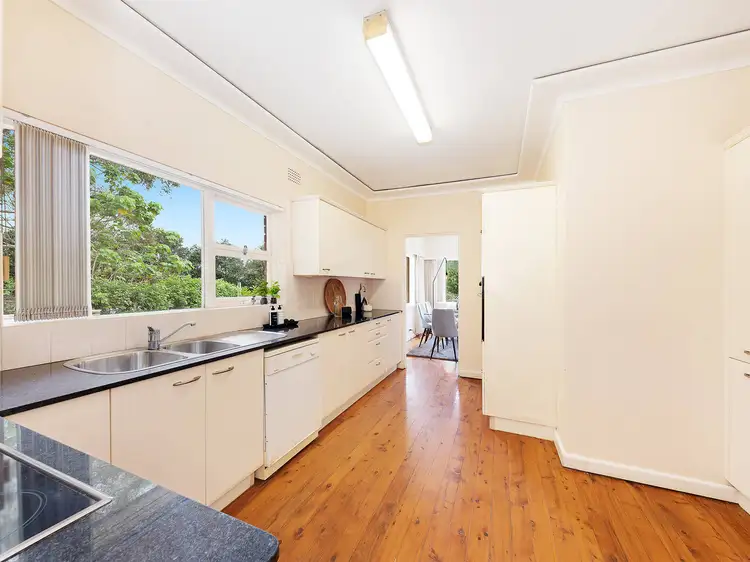 Fourth view of Homely house listing, 70 Linden Way, Castlecrag NSW 2068