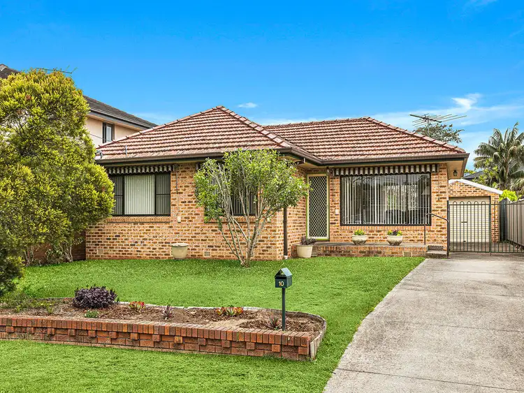 10 Seine Place, Miranda NSW 2228