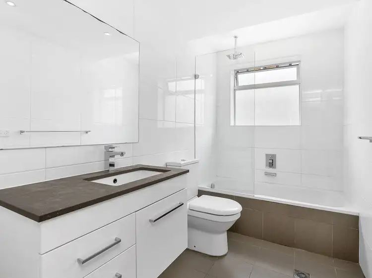 Fourth view of Homely unit listing, 4/14 Mooramba Road, Dee Why NSW 2099