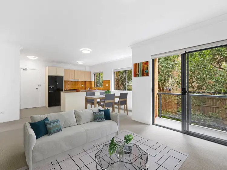 15/2-4 Francis Street, Dee Why NSW 2099