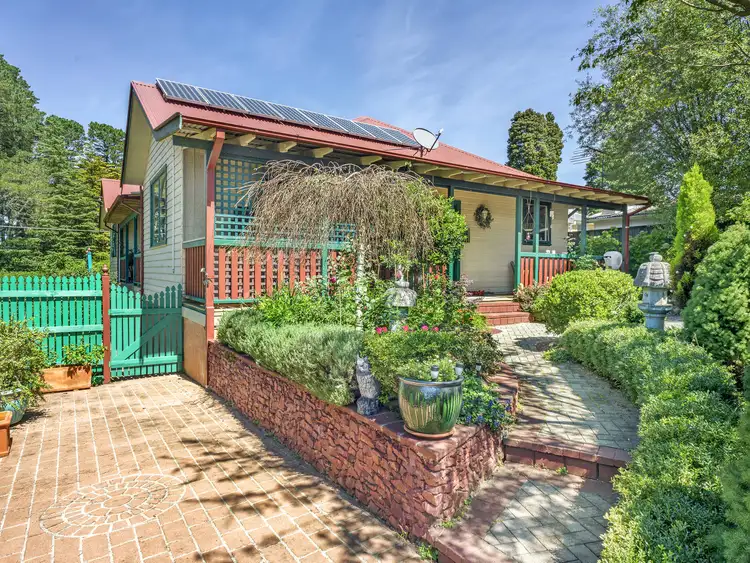 23 Parkes Street, Wentworth Falls NSW 2782