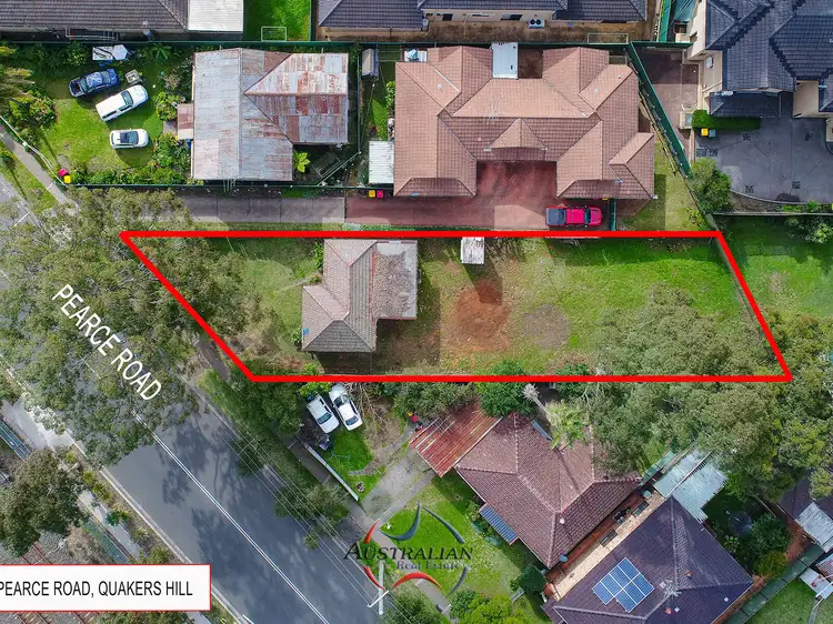 10 Pearce Road, Quakers Hill NSW 2763