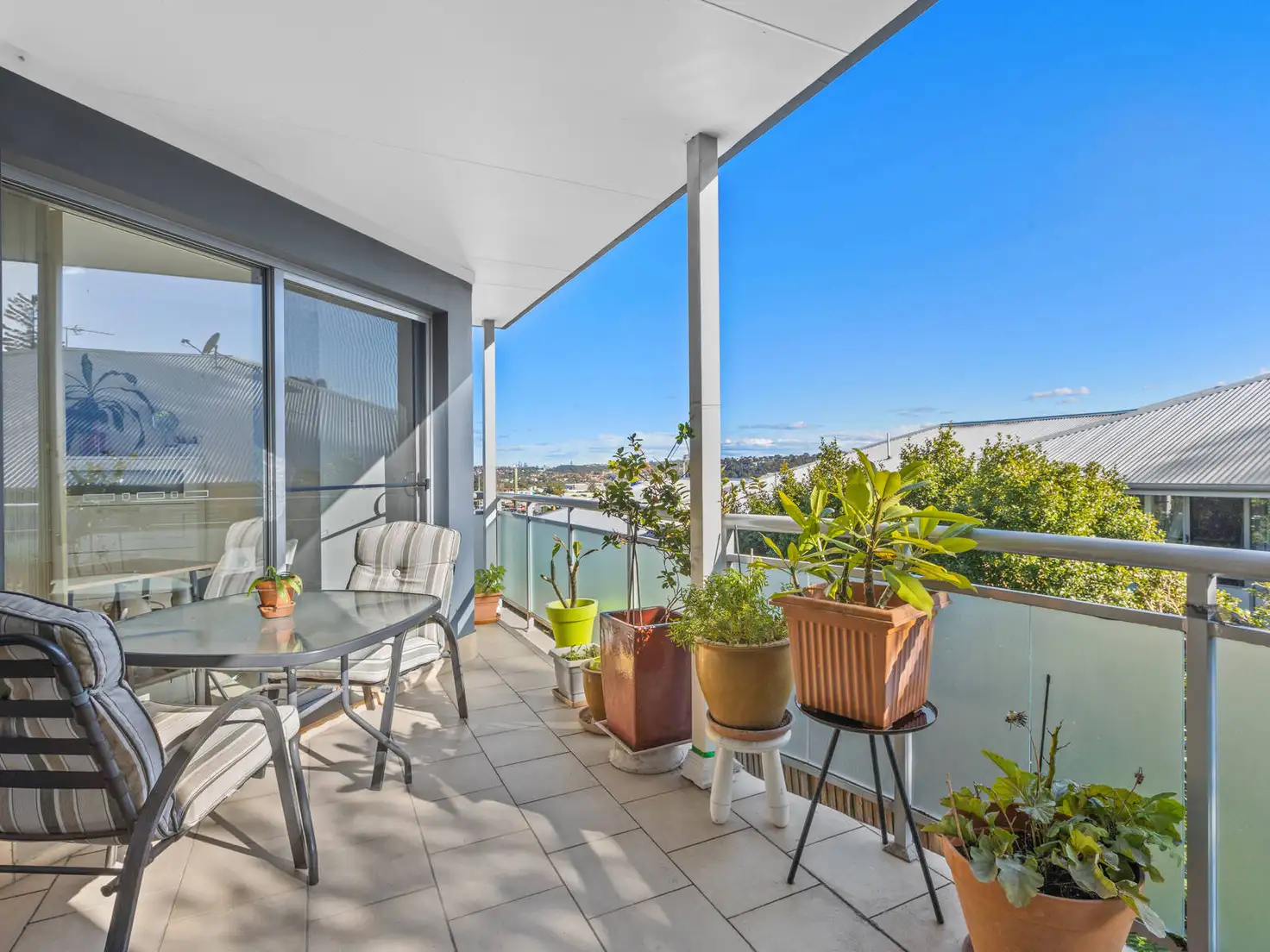 Main view of Homely unit listing, 15/8-10 Shackel Ave, Brookvale NSW 2100