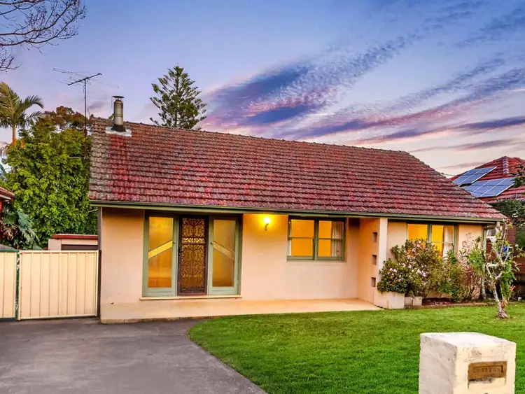 8 Canyon Road, Baulkham Hills NSW 2153