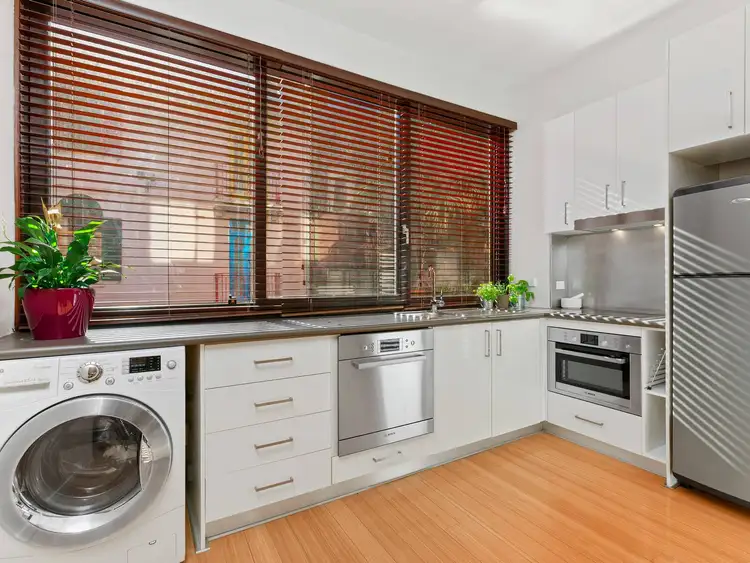 Third view of Homely studio listing, 25/18 Springfield Avenue, Potts Point NSW 2011