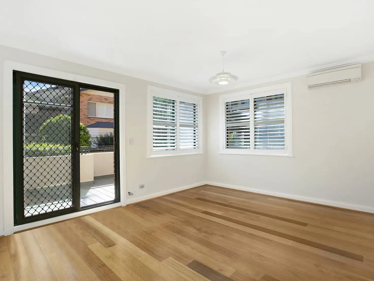Main view of Homely unit listing, 21/7-17 Sinclair Street, Wollstonecraft NSW 2065