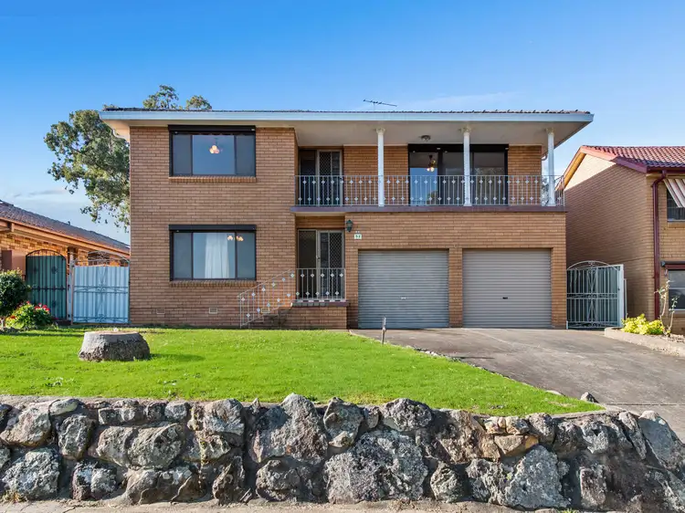 52 Warrimoo Drive