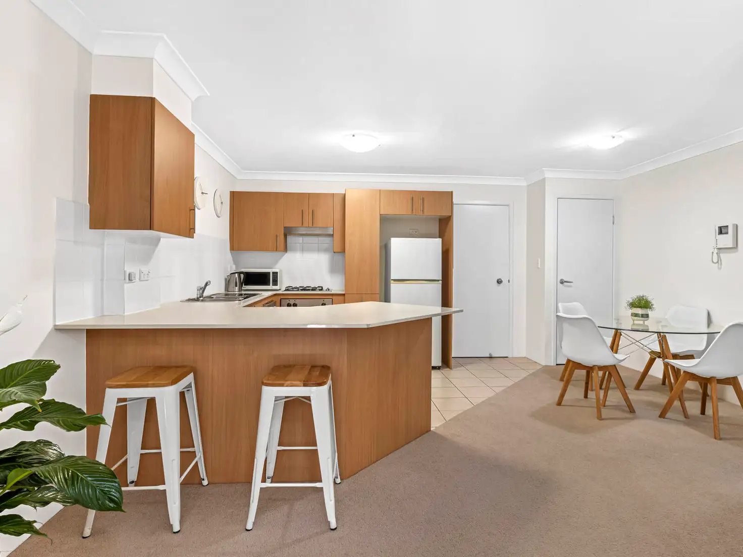 Main view of Homely unit listing, 4/50-52 Old Pittwater Road, Brookvale NSW 2100