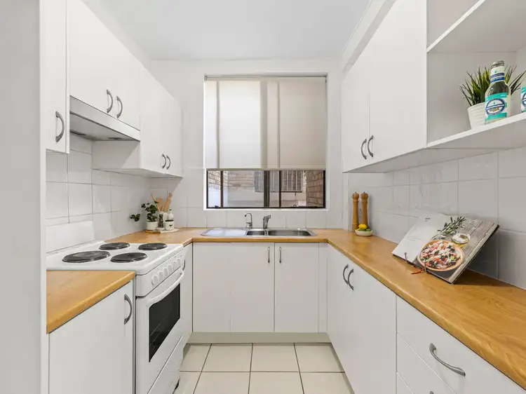 Third view of Homely unit listing, 23/46 The Crescent, Dee Why NSW 2099