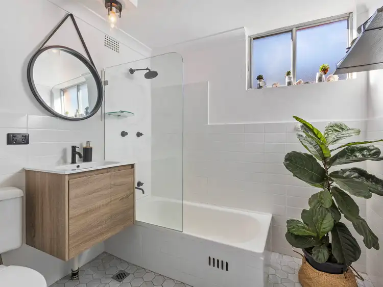 Seventh view of Homely unit listing, 6/7 Kempsey Close, Dee Why NSW 2099