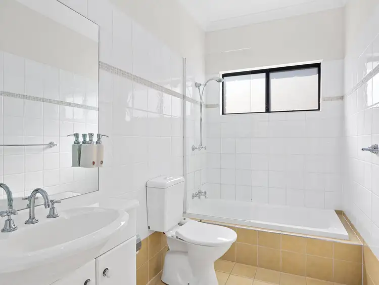 Sixth view of Homely villa listing, 5/194 -198 President Avenue, Miranda NSW 2228