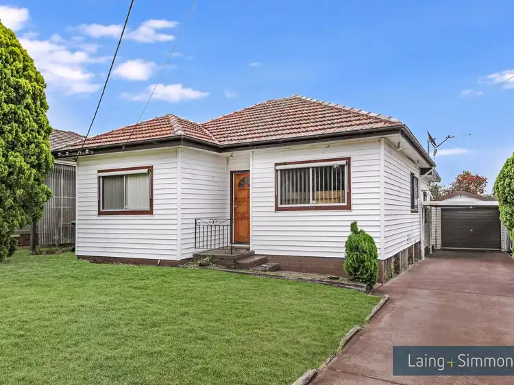 32 Dudley Road, Guildford NSW 2161