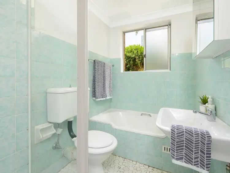Fifth view of Homely apartment listing, 2/19 Priory Road, Waverton NSW 2060