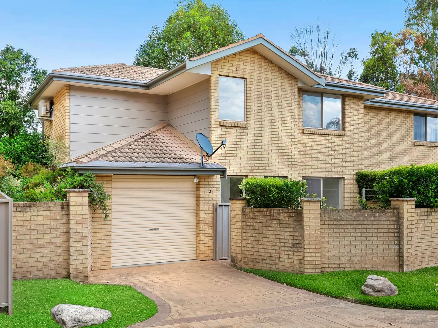 Main view of Homely townhouse listing, 2/10 Womberra Place, South Penrith NSW 2750