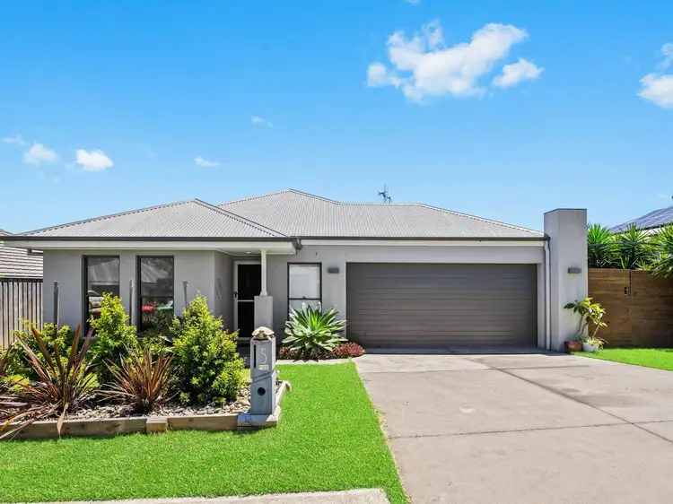 5 Yarralumla Parade, Thrumster NSW 2444