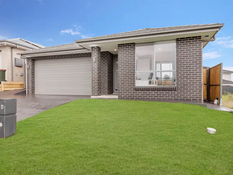 6 Brindle Parkway, Box Hill NSW 2765