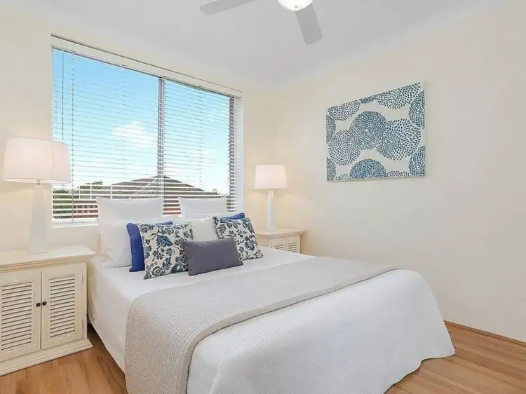 Third view of Homely apartment listing, 4/16 Wyadra Avenue, Freshwater NSW 2096