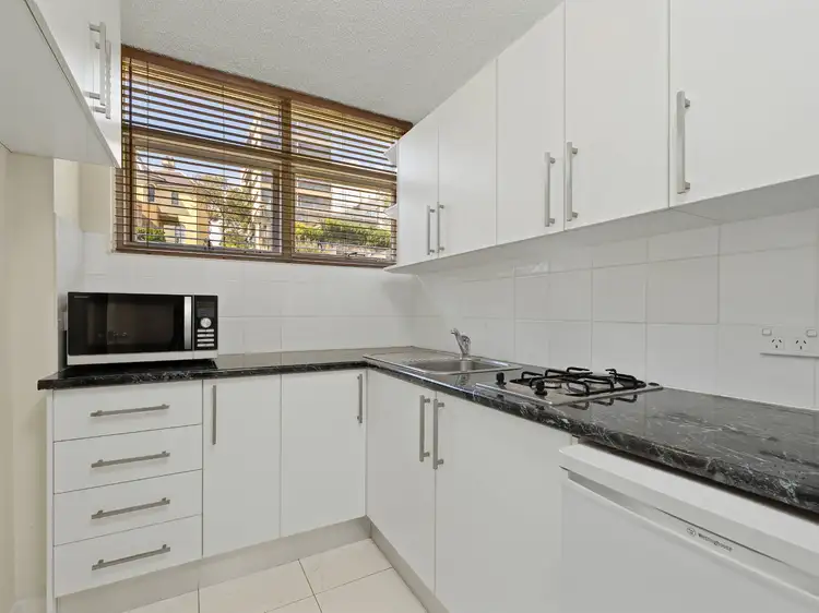 Second view of Homely studio listing, 46/5-7 Esplanade, Elizabeth Bay NSW 2011