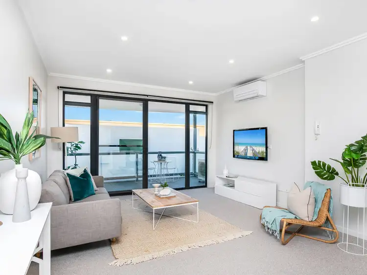 Main view of Homely unit listing, 19/21-23 Shackel Ave, Brookvale NSW 2100