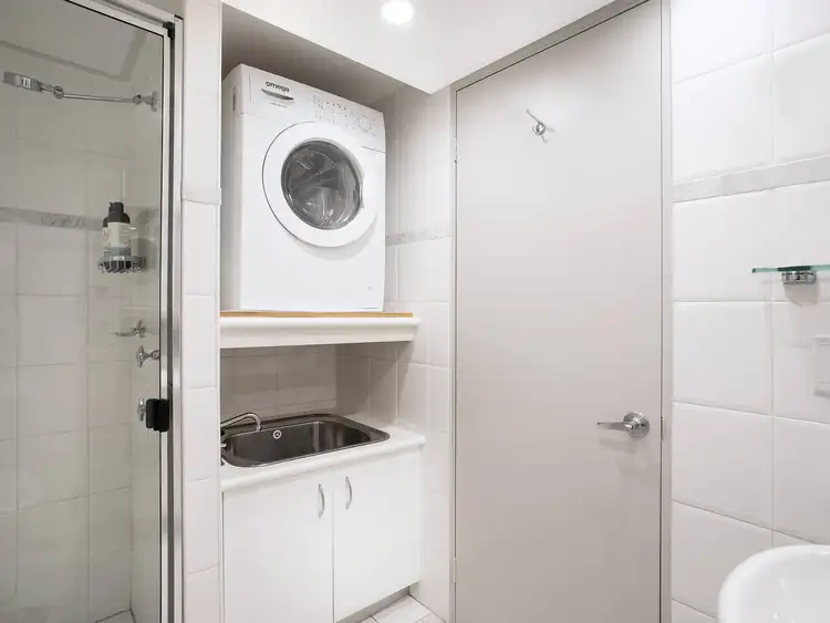 Fourth view of Homely studio listing, 501/7-17 William Street, North Sydney NSW 2060