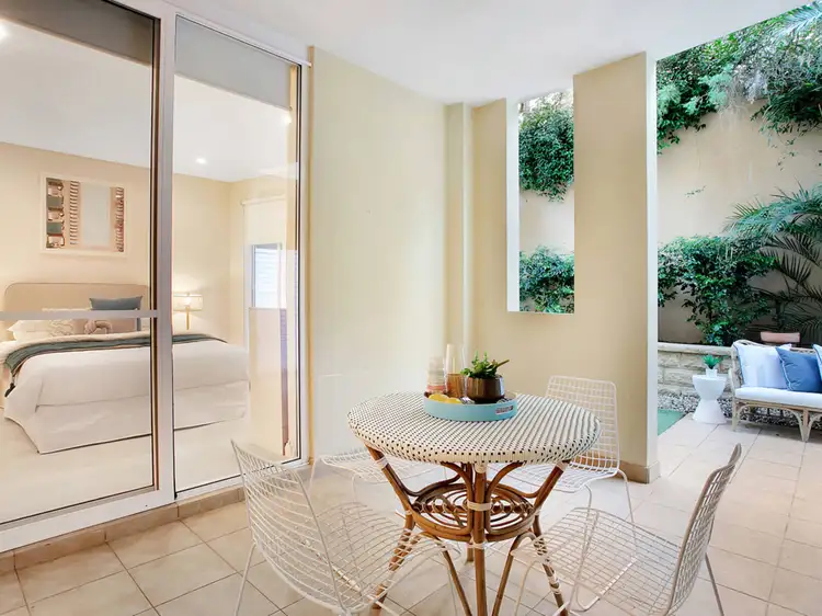Third view of Homely unit listing, 8/4-16 Kingsway, Dee Why NSW 2099