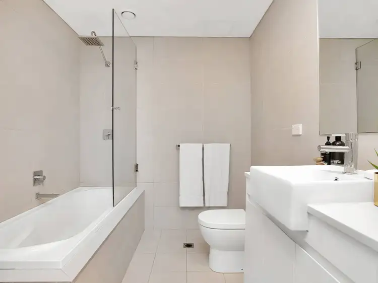 Sixth view of Homely unit listing, 8/4-16 Kingsway, Dee Why NSW 2099