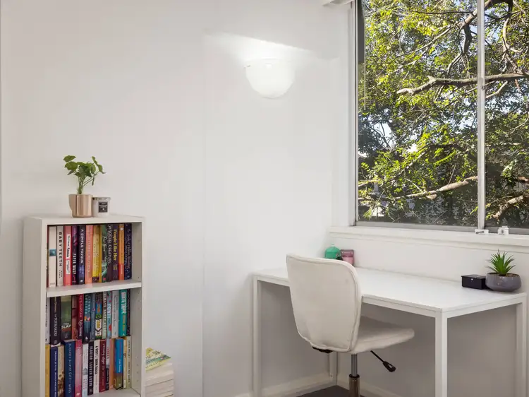 Sixth view of Homely studio listing, 5/68-72 Roslyn Gardens, Rushcutters Bay NSW 2011