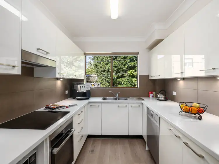 Fourth view of Homely apartment listing, 4/30 Wheeler Parade, Dee Why NSW 2099